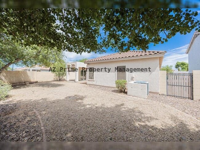 Building Photo - 3864 S Emery Cir