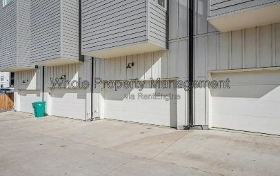 Building Photo - 3511 S Marion St