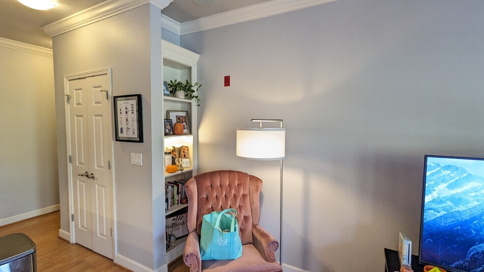 Building Photo - 2756 McKnight Crossing Ct