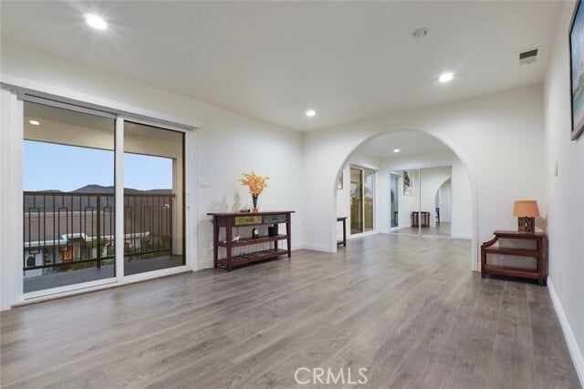 Building Photo - 3381 Oakmont View Dr