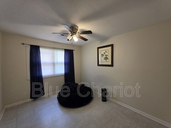 Building Photo - 2313 Fitzgerald Ave