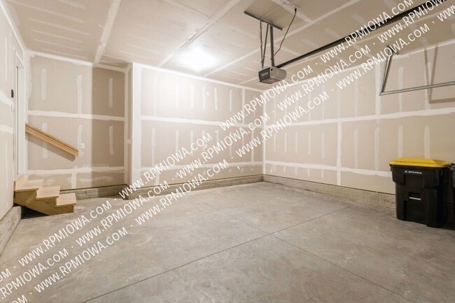 Building Photo - NEW CONSTRUCTION FLEXIBLE LEASE TERMS!! 4 ...