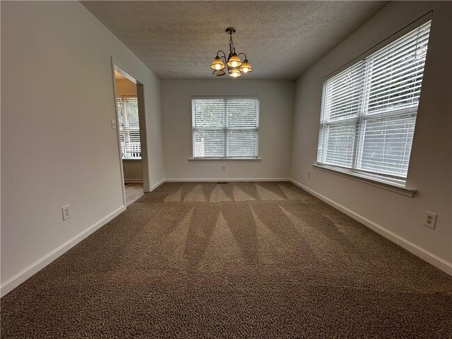 Building Photo - 64 Highlander Way