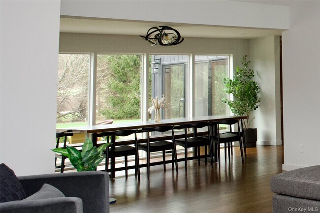 Building Photo - 107 Cold Spring Rd