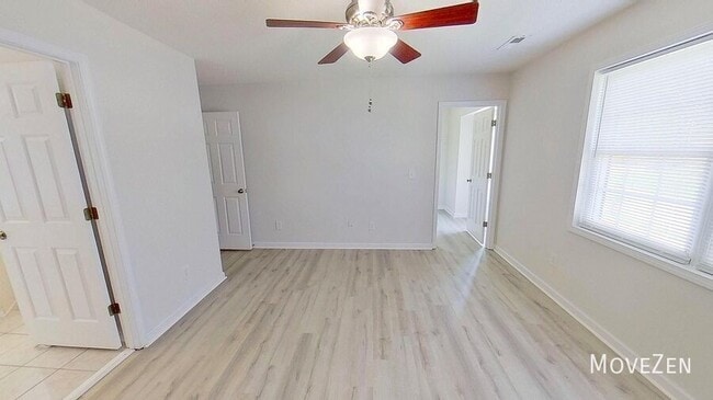 Building Photo - 1316 Ujamaa Dr
