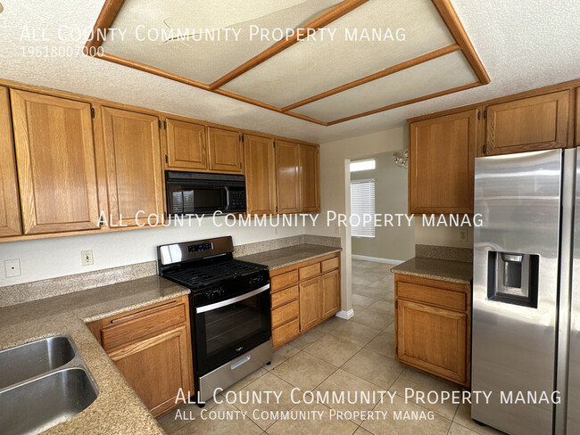 Building Photo - 39924 Osprey Rd