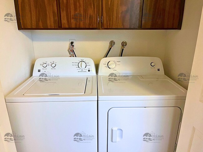 Building Photo - Move-In Ready 2BR/1BA Home in Oceanside 55+ Community - Peacock Hills