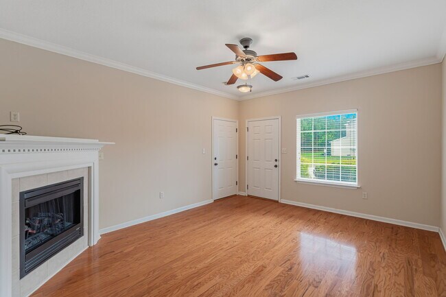 Building Photo - 10810 Carpenter Run Ln