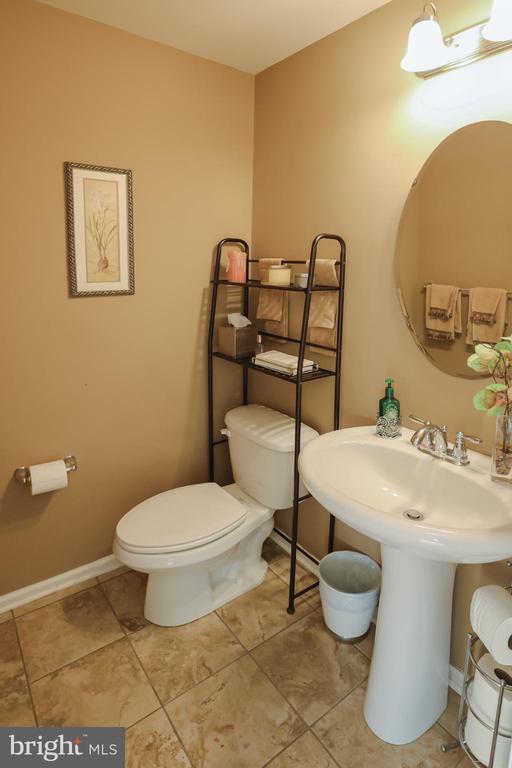 Building Photo - 2975 Kincaid Dr