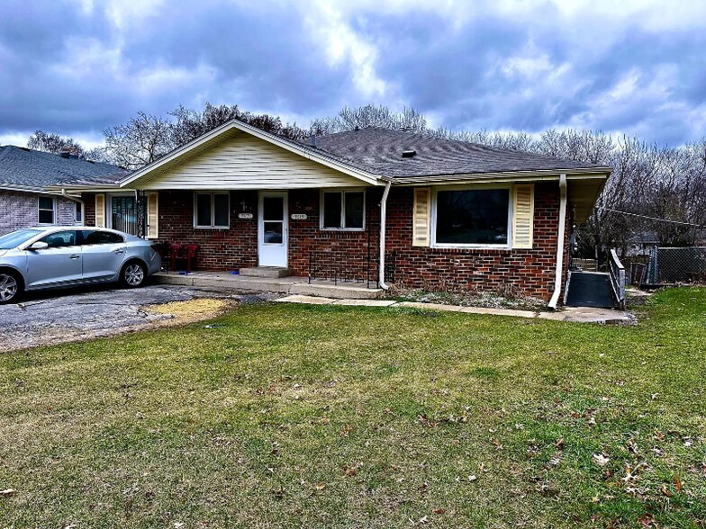 Building Photo - 3615 Schalck Dr