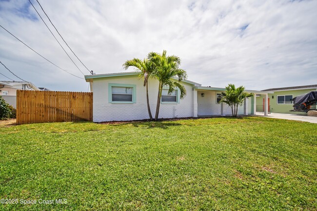 Building Photo - 1140 Montego Bay Dr N
