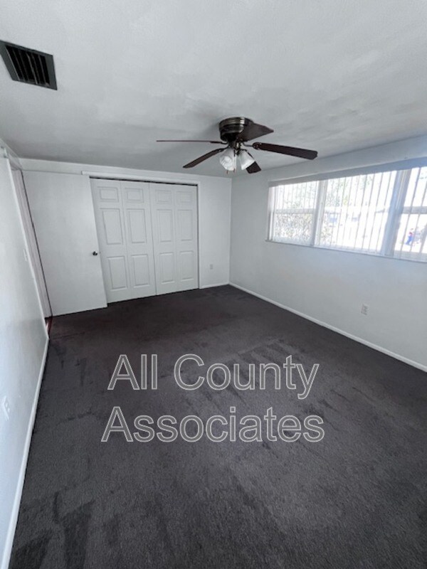 Building Photo - 5316 Seahorse Dr