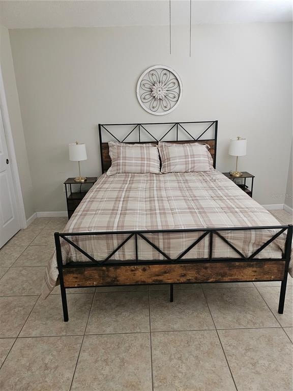 Building Photo - 220 Park Blvd N