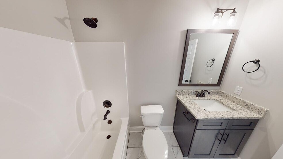 Building Photo - 221 Bluebell Dr