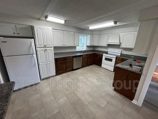 Building Photo - 173 Carroll Hollow Rd