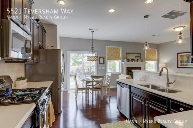 Building Photo - 5521 Teversham Way