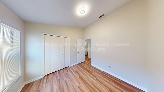 Building Photo - 9719 Red Clover Ave