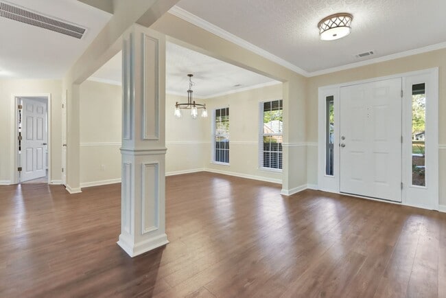 Building Photo - 114 Egrets Way Ln