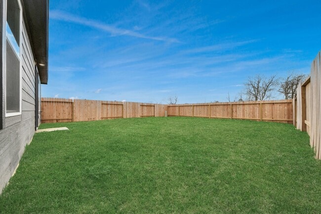 Building Photo - 29643 Knollwood Bay Rd