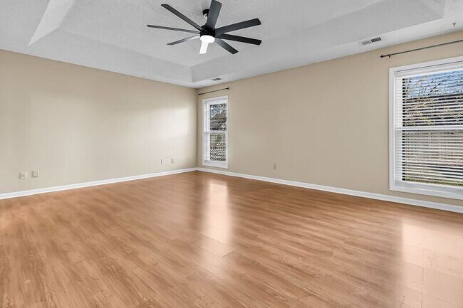 Building Photo - 111 Hopper Dr