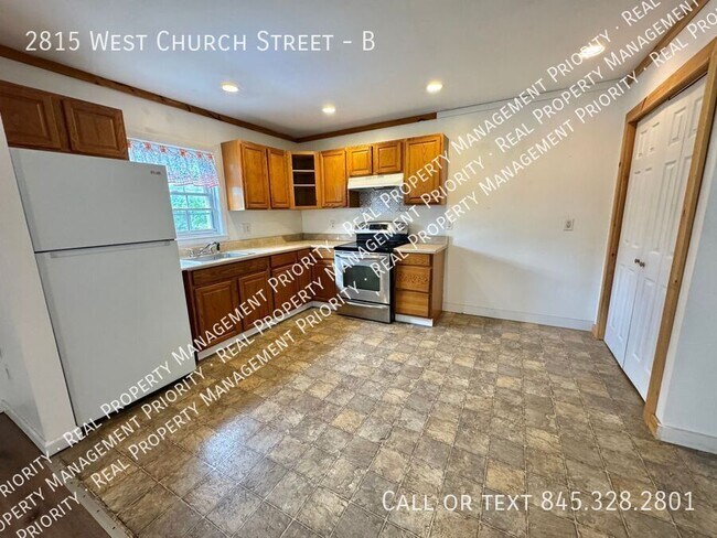 Building Photo - 2815 W Church St