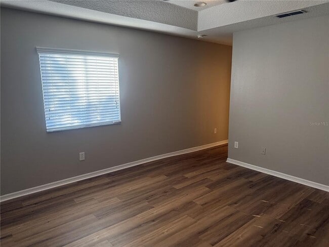 Building Photo - 13102 Honey Locust Dr