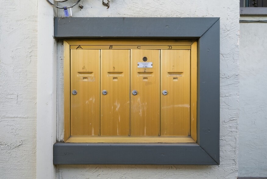 Building Photo - 3009 Dana St