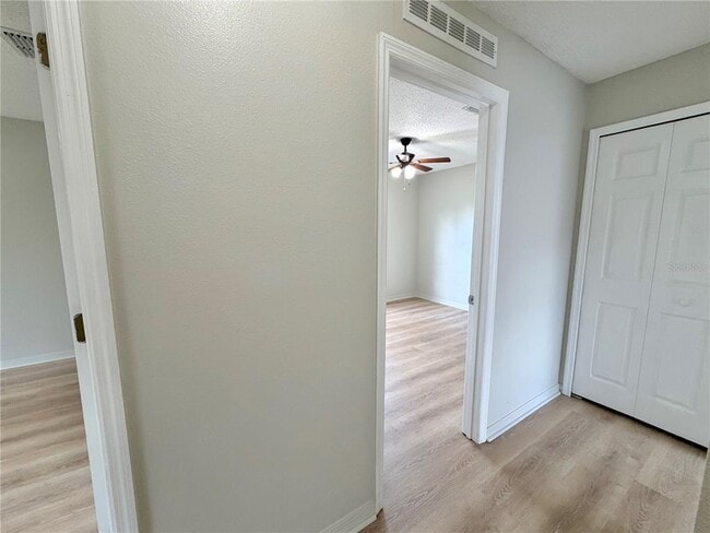 Building Photo - 12052 Villa Rd