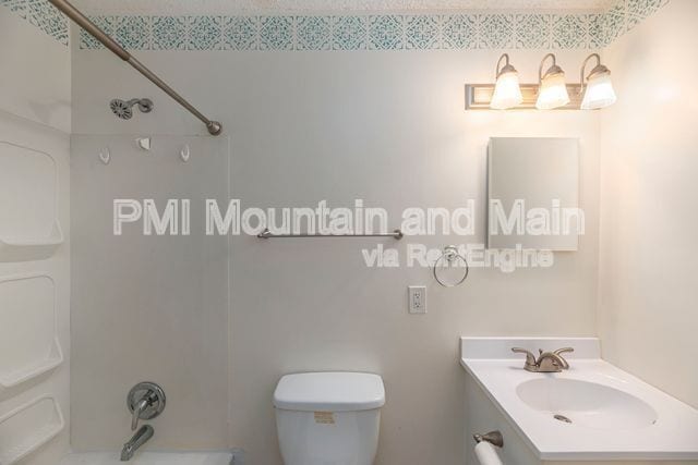 Building Photo - 41 Beri Dr
