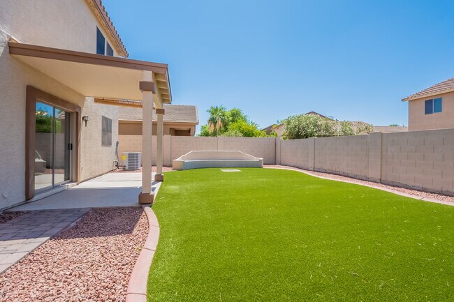Building Photo - 4500 E Del Rio St