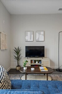 Building Photo - 3922 Foster St