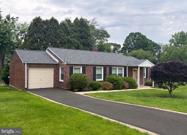 Primary Photo - 1000 Edann Rd