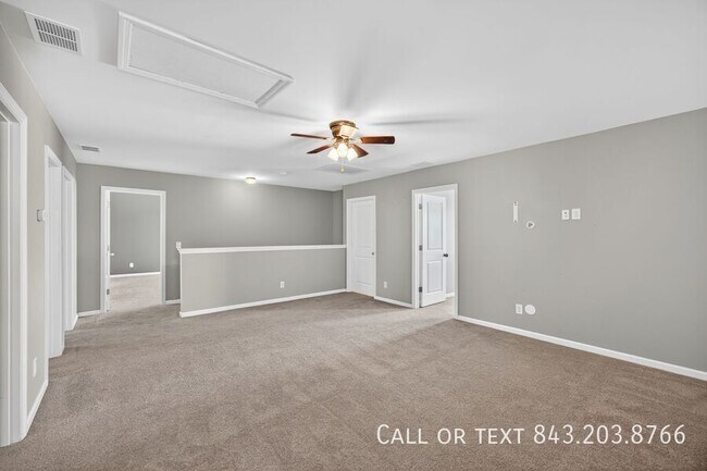 Building Photo - 165 Weeping Cypress Dr