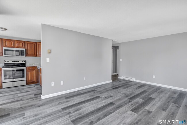 Building Photo - 135 Heather Ridge
