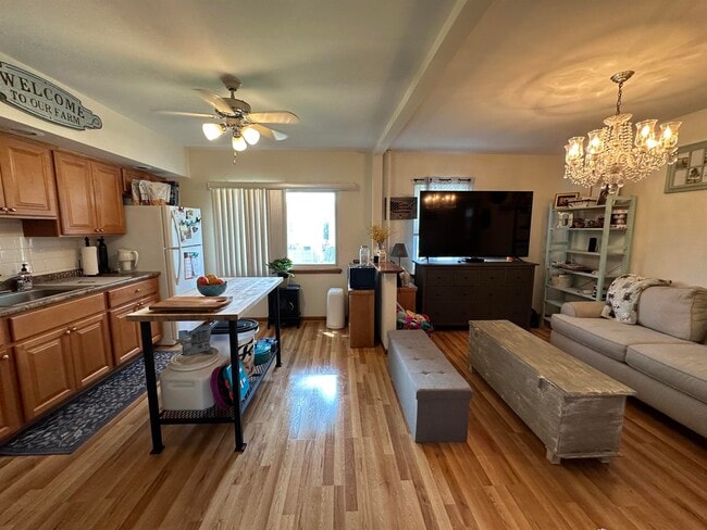 Building Photo - 345 Danforth Ave