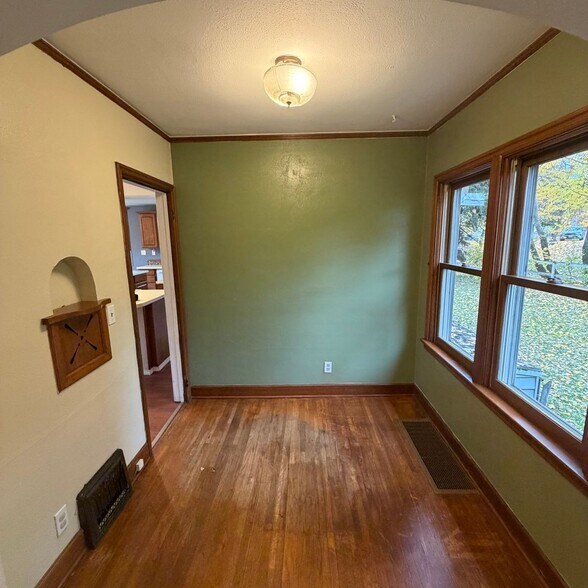 Office - 10002 N Whitworth Dr