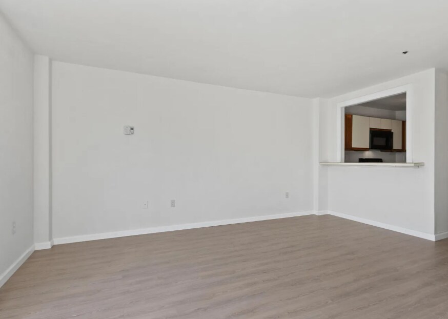 Building Photo - 148 Breakwater Dr