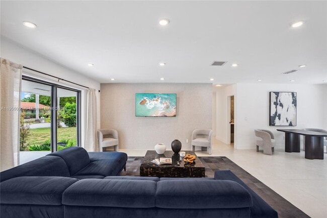 Building Photo - 9600 SW 147th St