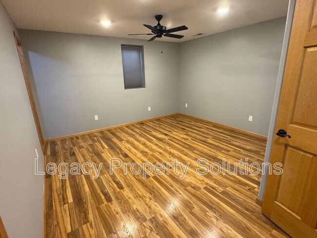 Building Photo - 1832 Assumption Dr