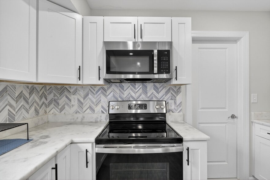 Building Photo - 4833 Gunther St