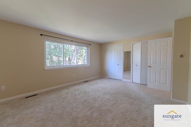 Building Photo - 12 Daria Ct