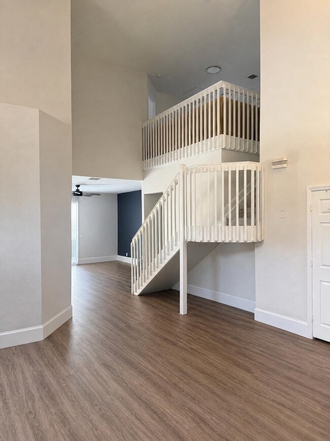 Building Photo - 6330 NW 80th Dr