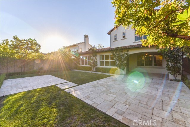 Building Photo - 40 Skyward