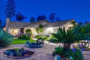 Building Photo - 717 Dane Dr