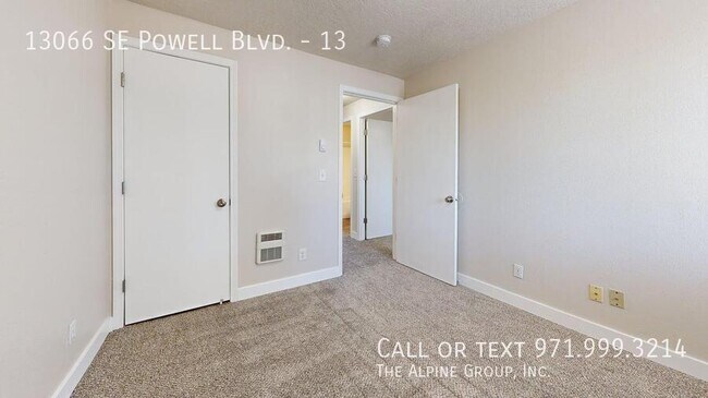 Building Photo - 13066 SE Powell Blvd