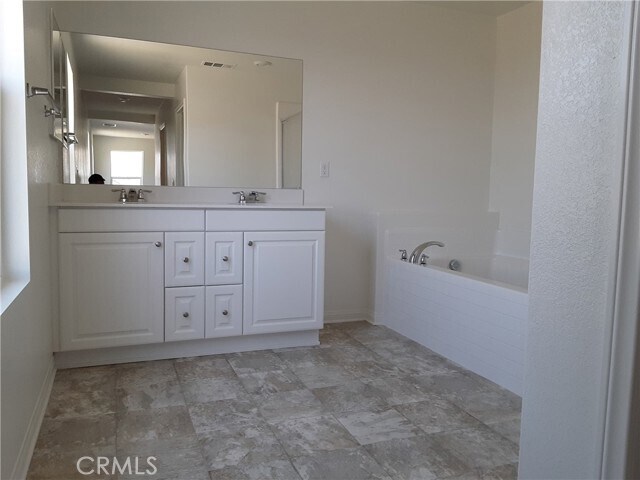 Building Photo - 21108 Bison Mesa Rd