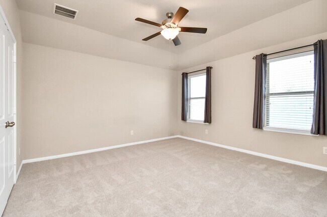 Building Photo - 8139 Heartbrook Field Ln