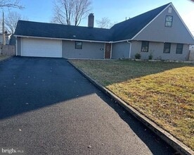Building Photo - 311 Snowball Dr
