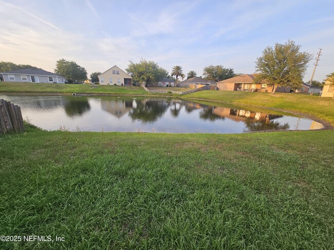 Building Photo - 10153 Carriage House Ct