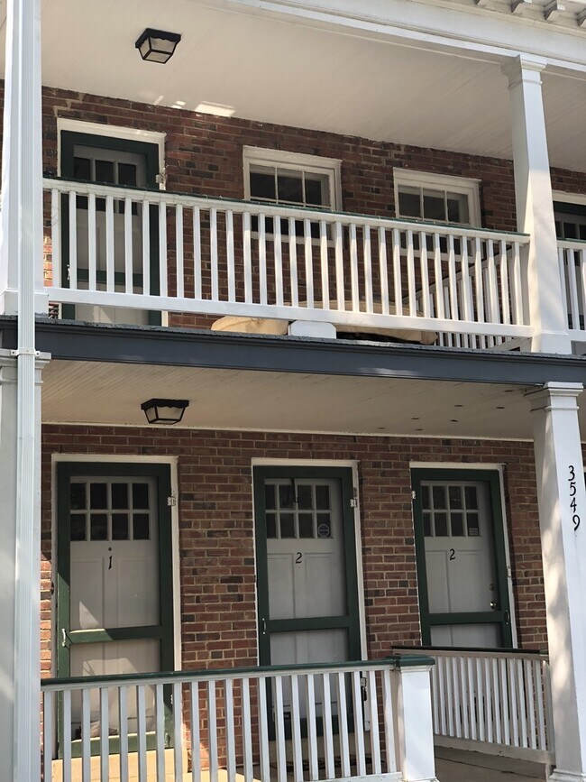 Building Photo - 3549 Grove Ave